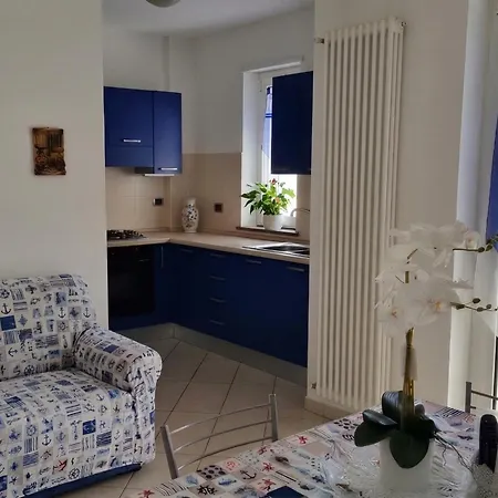 Immobiliare La Rosetana - Residenza L'atlante 1 * Roseto Degli Abruzzi